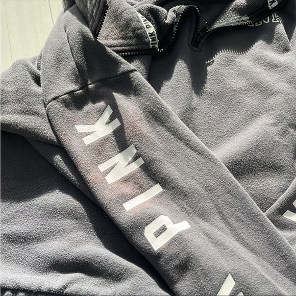 Victoria’s Secret Pink Sweatshirt Gray Quarter Zip S - Picture 3 of 6